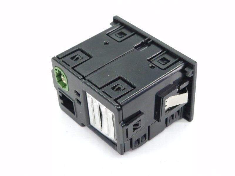Разъем для подключения внешних аудиоисточников (2x USB + 1x AUX-IN) 81A035736 Audi A6 Audi A3, Audi A6, Audi A7, Audi RS3, Audi S6