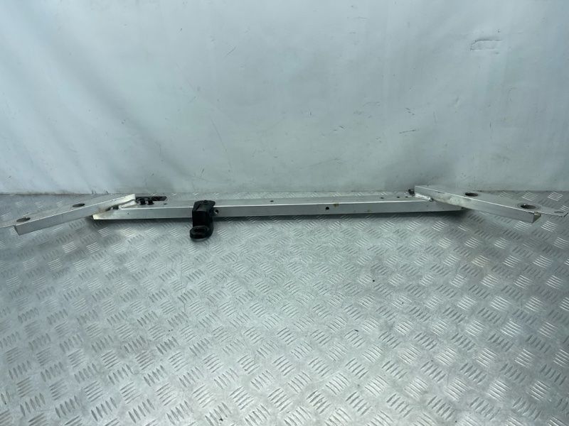Поперечина 31688773 Volvo XC60