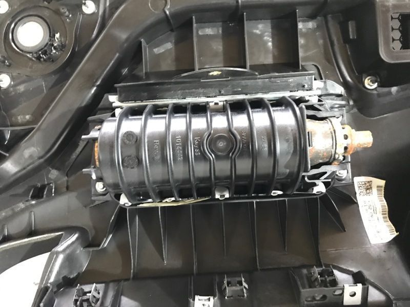 Торпедо з подушкою безпеки 8K1857003B24A Audi A4