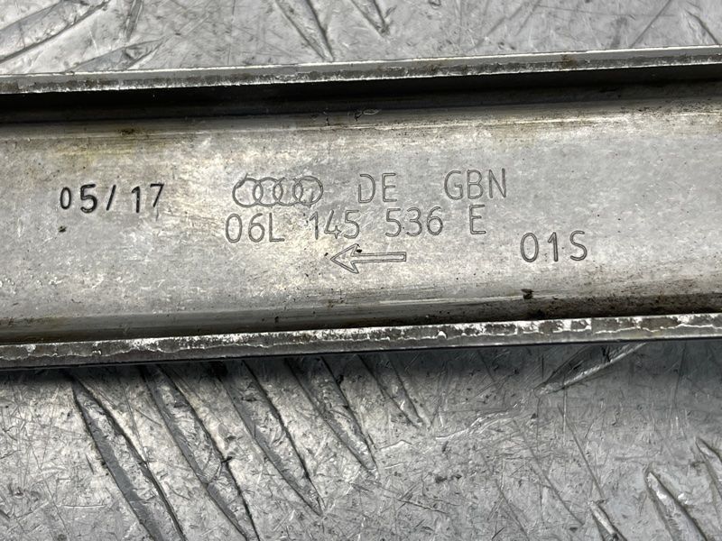 Кронштейн 06L145536E Audi Q5