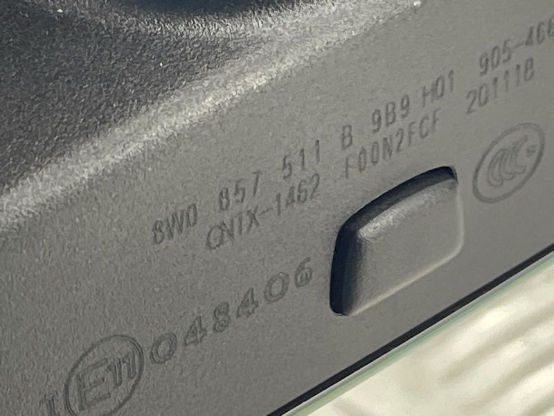 Зеркало салона внутреннее с автозатемнением 8W0857511B9B9 Audi Q7 Audi A7 Sportback, Audi Q5 PHEV, Audi S7 Sportback, Audi A4, Audi A4 Allroad, Audi A5, Audi A5 Sportback, Audi A6, Audi A6 Allroad, Audi A7, Audi A8, Audi Q5, Audi Q7, Audi Q8, Audi RS5, Audi RS5 Sportback, Audi RS6 Avant, Audi RS Q8, Audi S4, Audi S5, Audi S5 Sportback, Audi S6, Audi S7, Audi S8, Audi SQ5, Audi SQ7, Audi SQ8