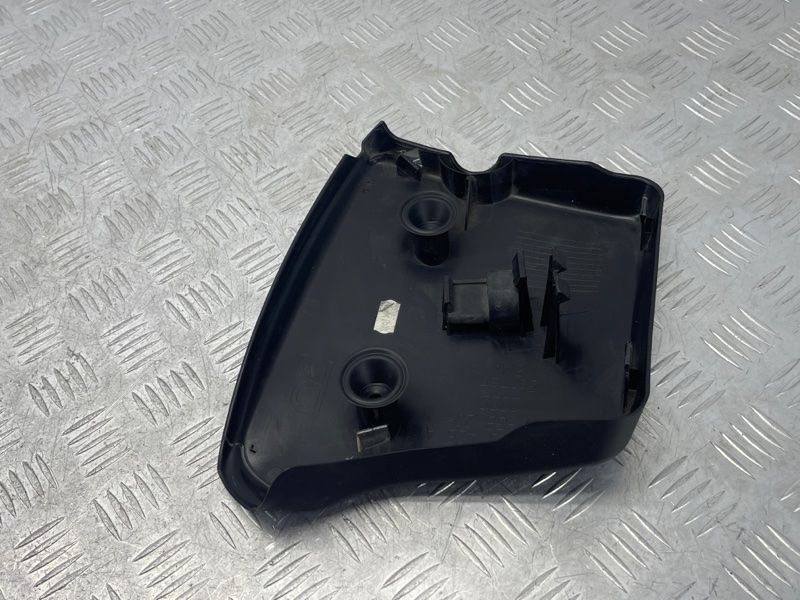 Накладка фонаря 8R0945426A Audi Q5