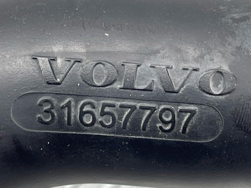 Воздуховод воздушного фильтра Volvo XC60