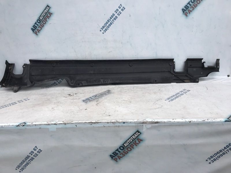 Защита / Облицовка днища 7P0825202A Volkswagen Touareg