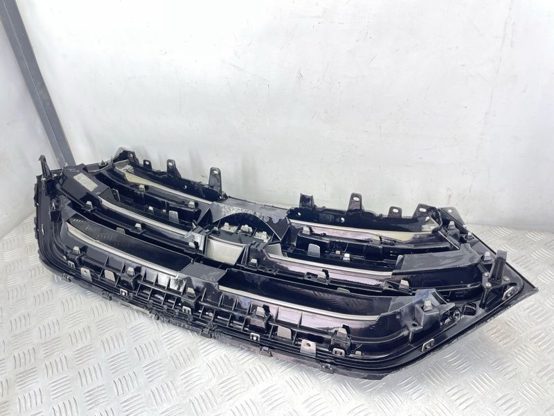 Решітка радіатора FT4Z8200AA Ford Edge