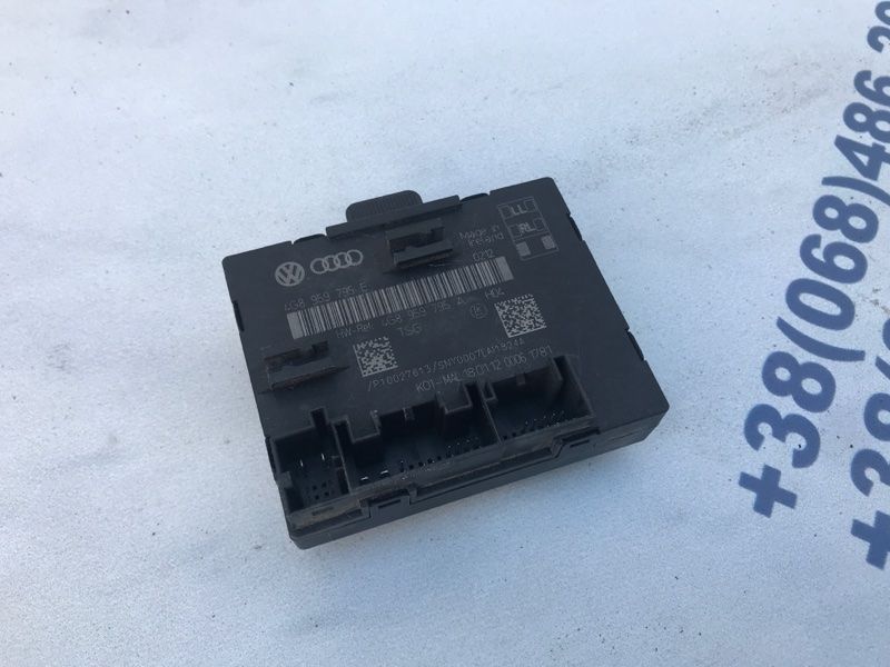 Блок керування дверей 4G8959795E Audi A6