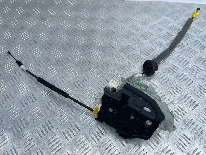 Замок двери 4G0839016D Audi A6