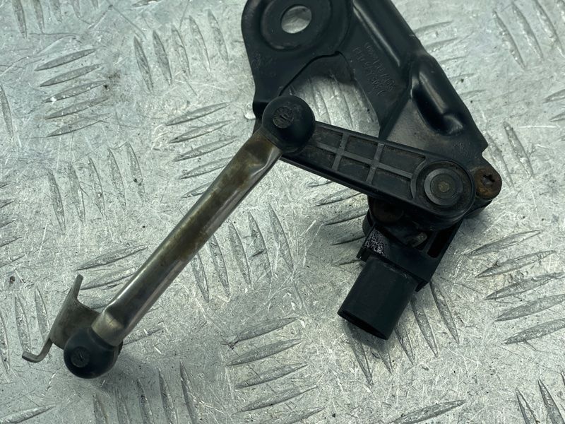 Датчик положення кузова 8R0941309C Audi Q5