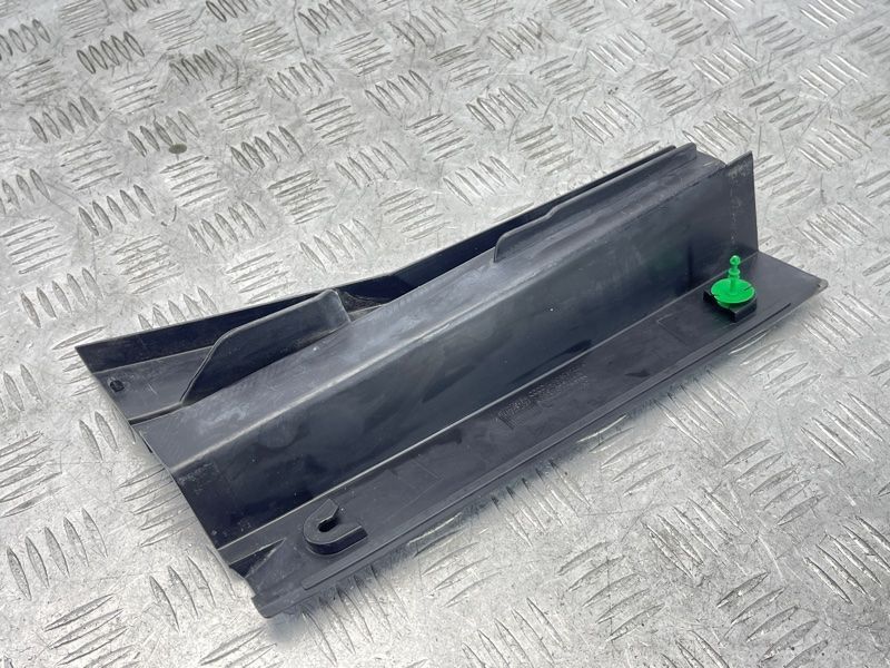 Накладка 4M0805700A Audi Q7