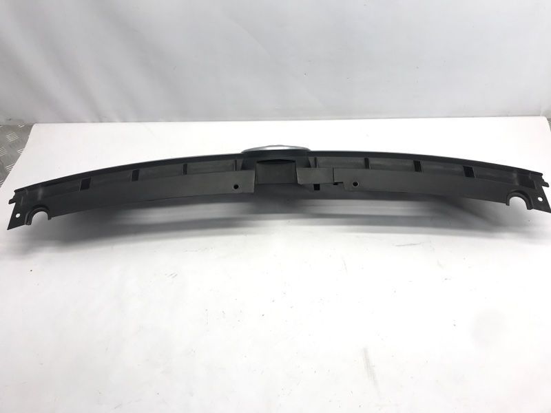 Решетка радиатора 7P6853651AZLL Volkswagen Touareg