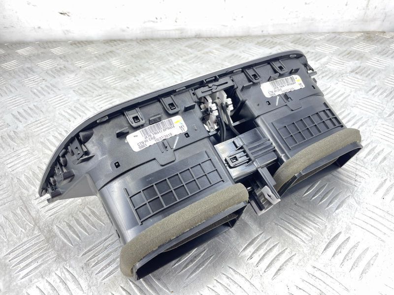 Дефлектор повітропроводу JX7B19K617BPSMA4 Ford Escape