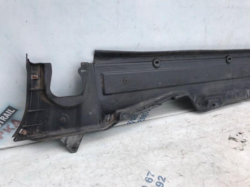 Защита / Облицовка днища 7P0825202A Volkswagen Touareg