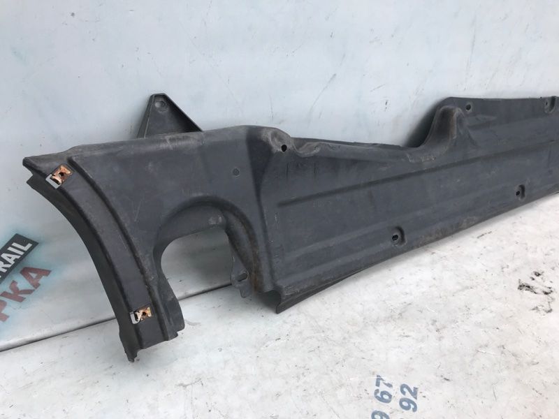 Защита / Облицовка днища 7P0825202A Volkswagen Touareg