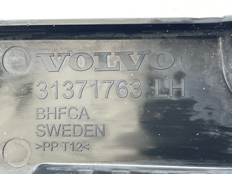 Накладка крила 31371763 Volvo XC90