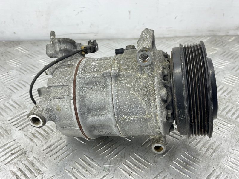 Компрессор кондиционера 31469967 Volvo XC90