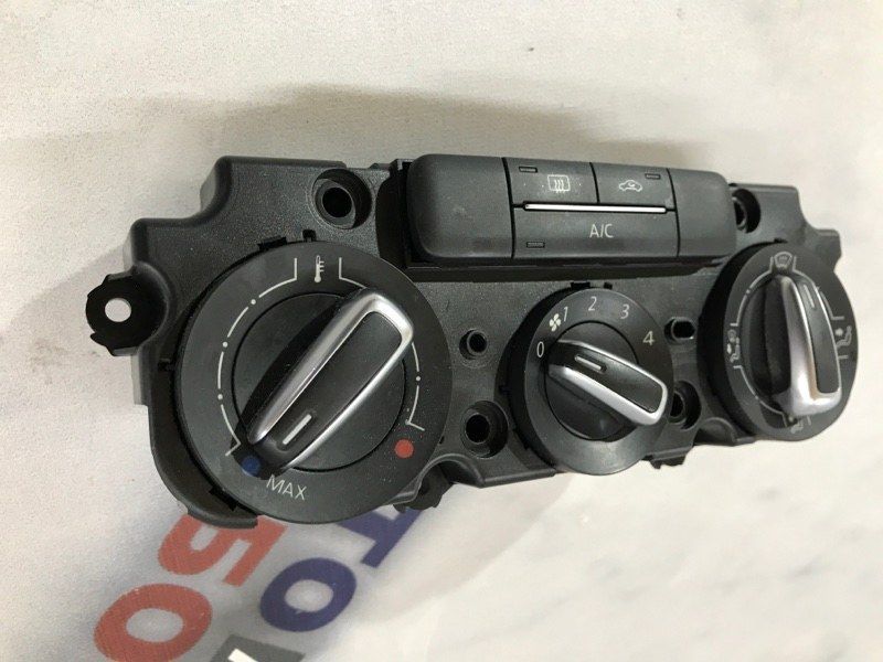 Панель керування клімат-контролем 5C0820047BB Volkswagen Beetle