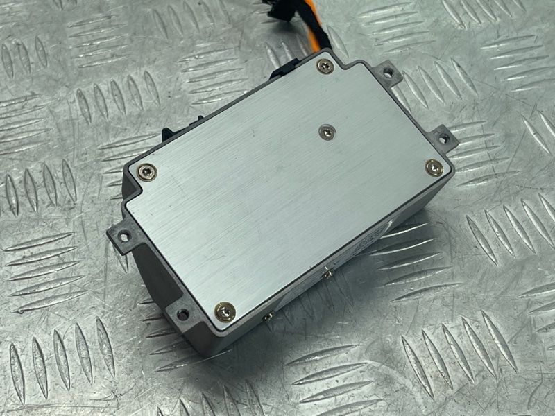 Інвертор напруги 7P6907155D Volkswagen Touareg
