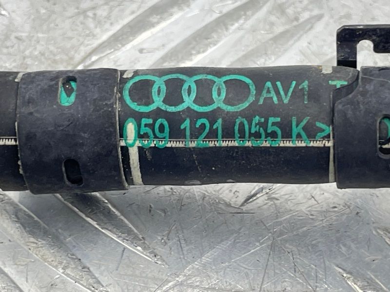 Шланг системи охолодження 059121055K Volkswagen Touareg