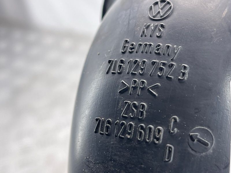 Патрубок повітряний 7L6129752B Audi Q7