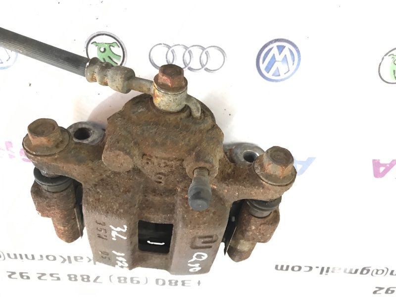 Супорт гальмівний 440111aa0a Infiniti Q50