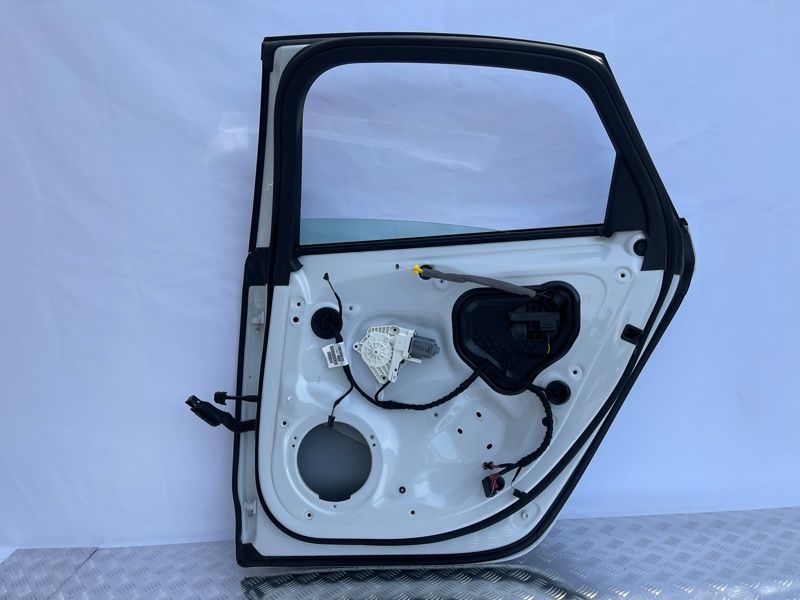 Двері 4G5833052 Audi A6