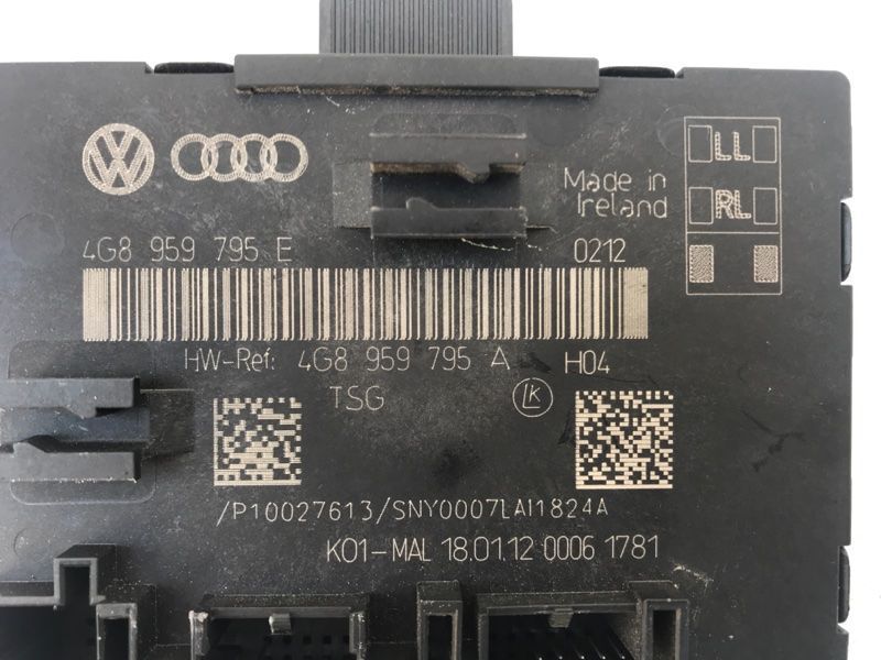 Блок керування дверей 4G8959795E Audi A6