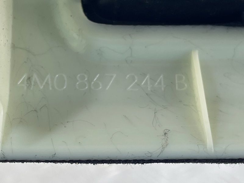 Облицювання стійки 4M0867244B Audi Q7