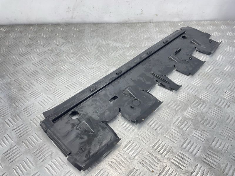 Повітропровід радіатора 4M0121286E Audi Q7