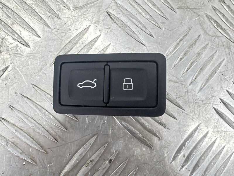 Кнопка Audi A6