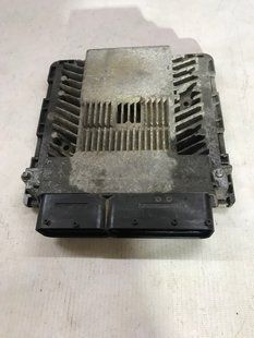 Блок керування двигуном 4L0910551Q Audi Q7