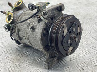 Компрессор кондиционера 31418490 Volvo XC60
