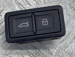 Кнопка закрытия двери багажника 4G0959831D Audi Q7