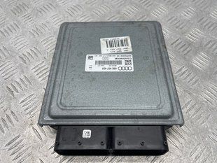 Блок керування двигуном 4M0907551A Audi Q7