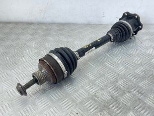 Піввісь 4M0407271D Audi Q7
