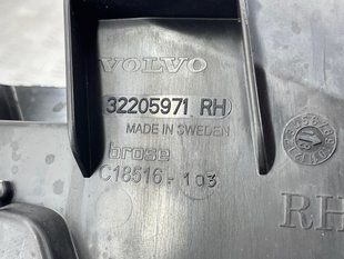 Кріплення 32205971 Volvo XC90