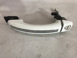Ручка дверей зовнішня 4L0837205C Audi Q7