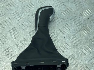 Ручка с чехлом рычага селектора КПП 4G1713139AGIBR Audi A7