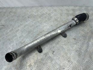 Напорная труба интеркулера 7L6145795H Audi Q7