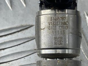 Топливная форсунка 31465787 Volvo XC90