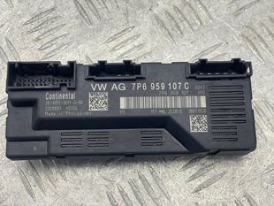 Блок керування кришкою багажника 7P695917C Volkswagen Touareg