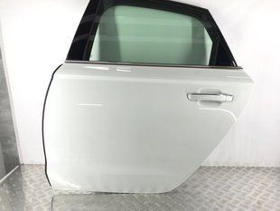 Двері 4G5833051 Audi A6