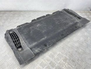 Защита / Шумоизоляция двигателя 4G0863821F Audi A7