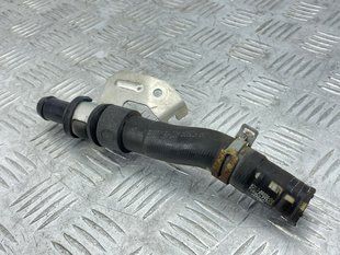 Патрубок інтеркулера K2G38B550DA Ford Edge