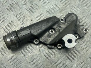 Корпус термостата 06E121161BB Audi Q7