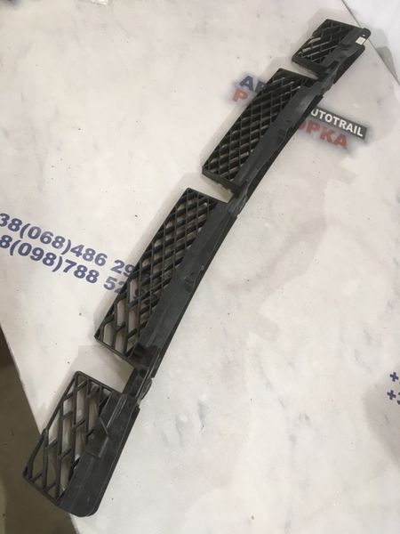 Кронштейн заднего бампера 7P6807863 Volkswagen Touareg