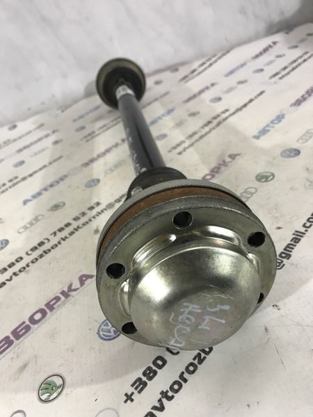Піввісь 8R0501203C Audi A6