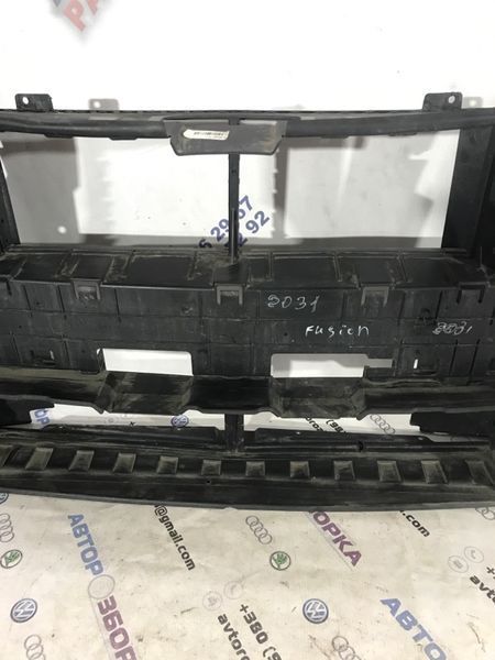 Рамка дифузора радіатора ds738473bf Ford Fusion