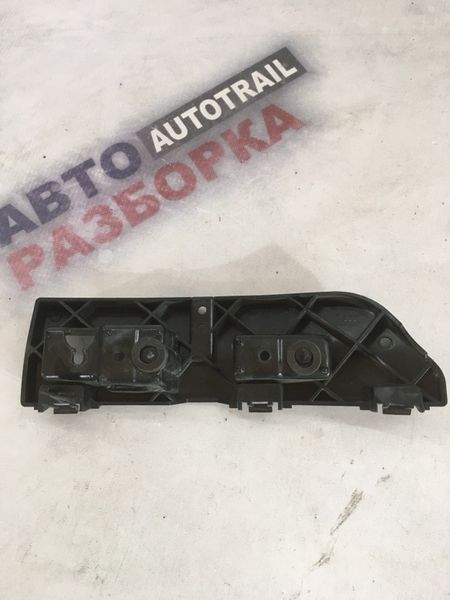 Направляюча / кріплення / кронштейн бампера FT4B17D948AD Ford Edge