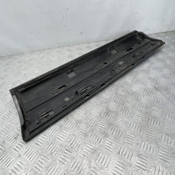 Накладка двери 4L0853970Q Audi Q7