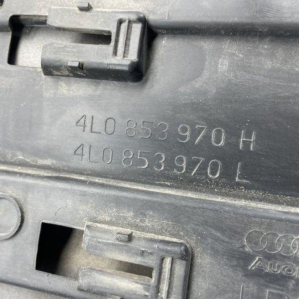 Накладка двери 4L0853970Q Audi Q7